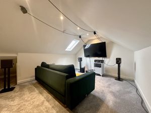 Loft Room- click for photo gallery